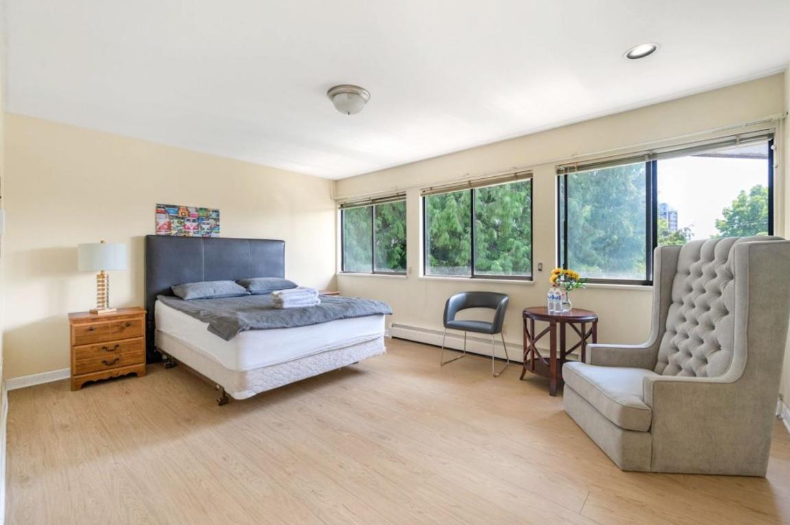 Stylish & Central Vancouver Retreat - Steps From Local Attractions! 아파트 외부 사진
